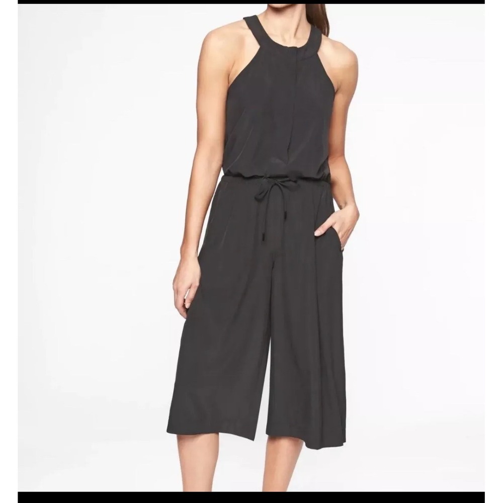Athleta Mercer Gray Romper Jumpsuit Wide Leg Quick‎ Drying Pockets Size 6